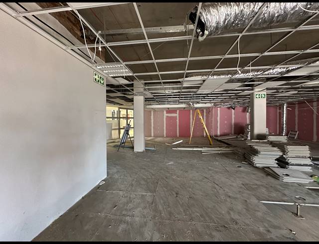 299M² OFFICE TO LET IN ECO PARK ESTATE